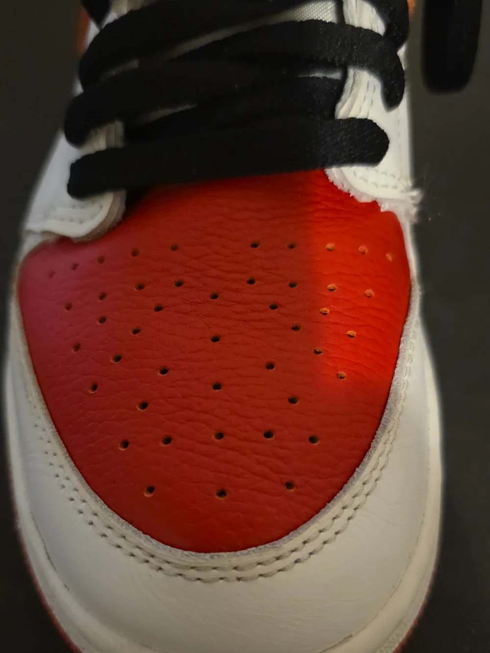 FOR SALE AIR JORDAN 1 RETRO OG 